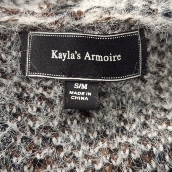 Kayla's Armoire cardigan sweater - Picture 9 of 10